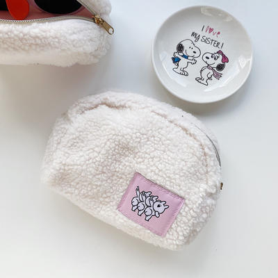 Wholesale Cheap Price Cashmere Lamb Cosmetic Bags Winter Suit Makeup Bags Cosmetic